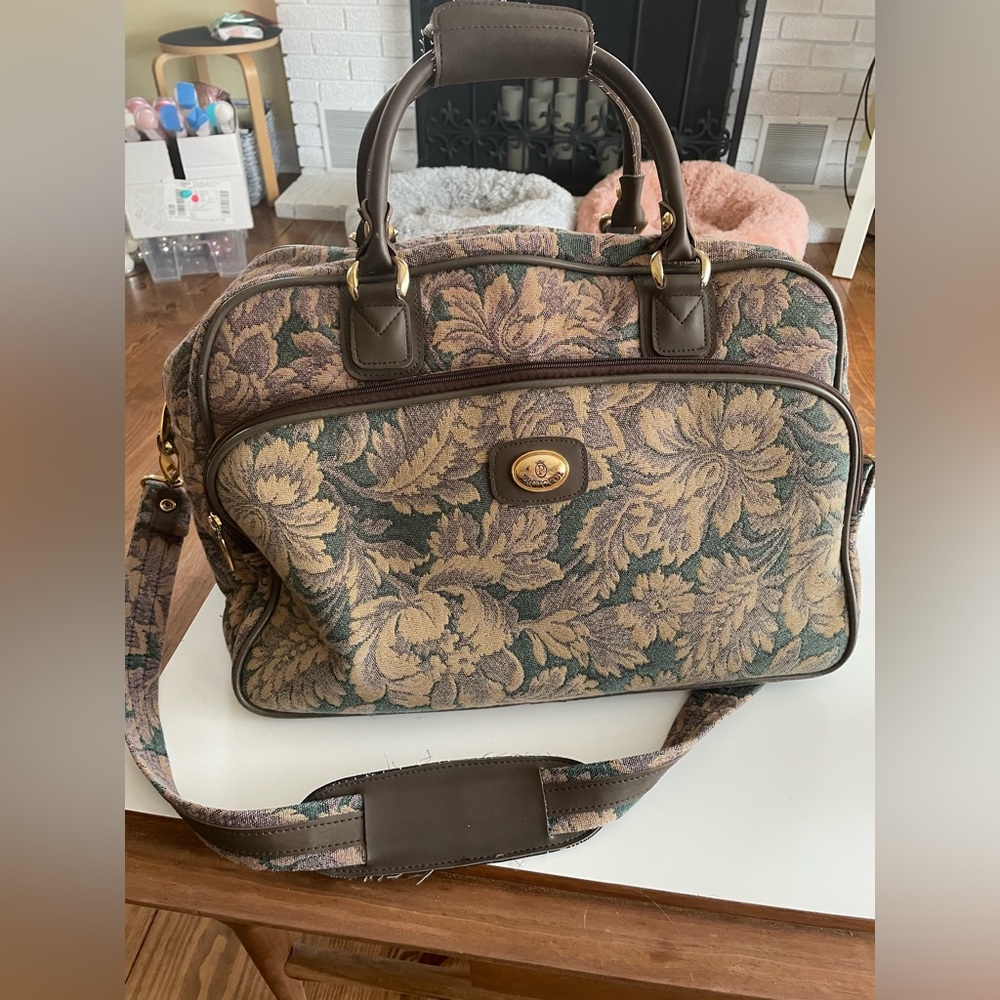 Vintage Protocol Tapestry Carry-on